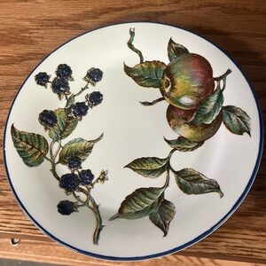 Pier 1 Elegant Fruit Design Plate 6 plates